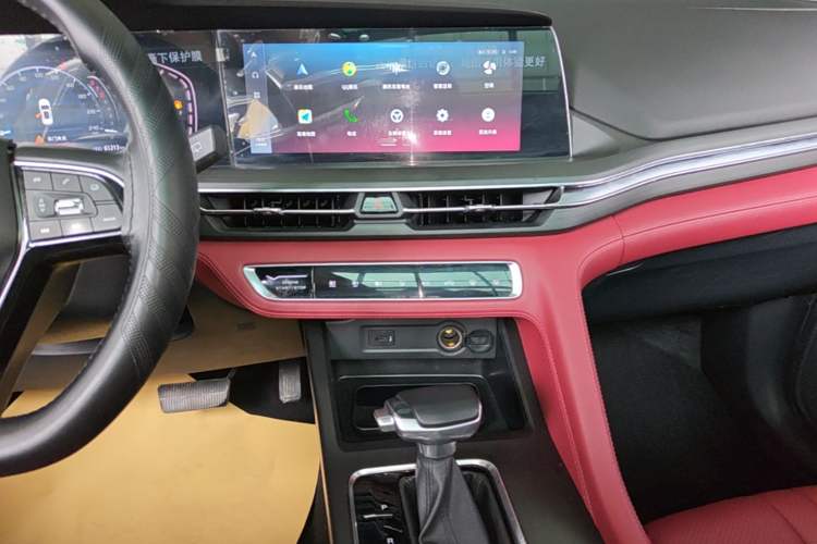 Used CHANGAN CS75 PLUS 2020 1.5T Automatic Luxury Version Audio And AC Panel