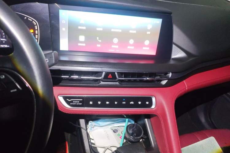 Used CHANGAN CS75 PLUS 2020 1.5T Automatic Luxury Version Audio And AC Panel