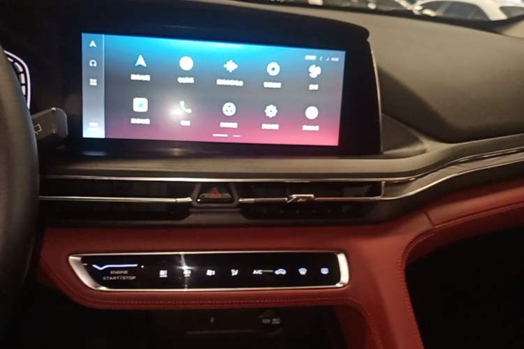 Used CHANGAN CS75 PLUS 2020 1.5T Automatic Luxury Version Audio And AC Panel