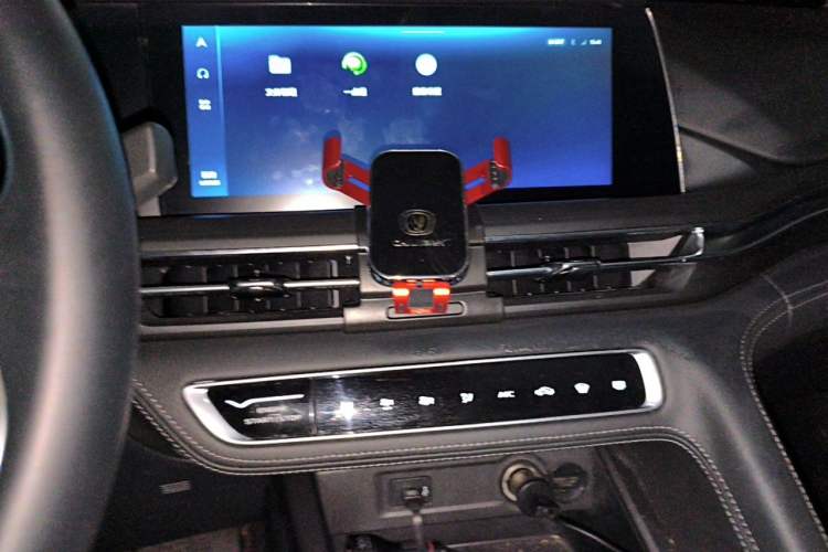 Used CHANGAN CS75 PLUS 2020 1.5T Automatic Prestige Edition Audio And AC Panel