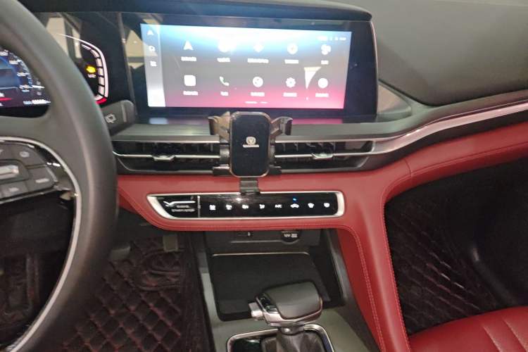 Used CHANGAN CS75 PLUS 2020 1.5T Automatic Luxury Version Audio And AC Panel