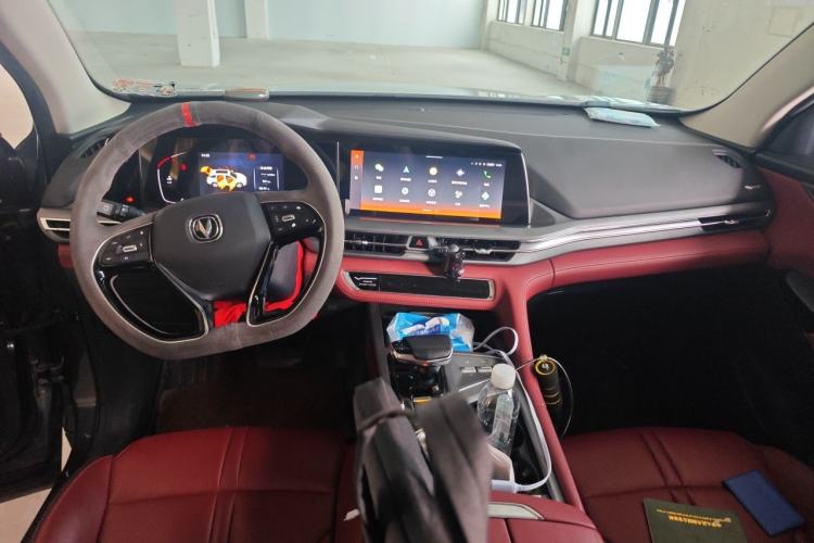 Used CHANGAN CS75 PLUS 2020 1.5T Automatic Luxury Version Center Console