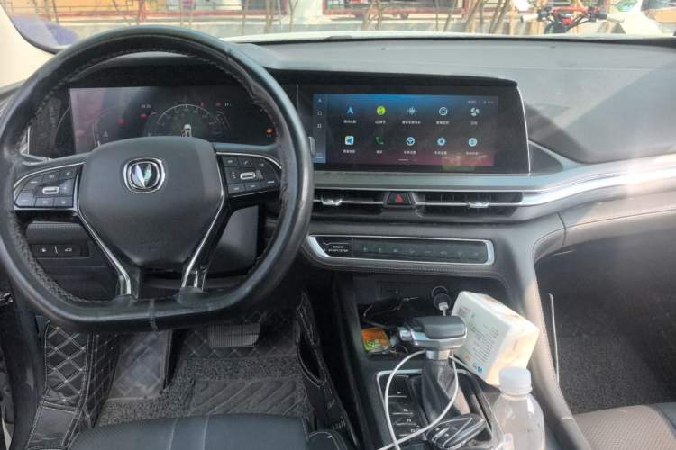 Used CHANGAN CS75 PLUS 2020 1.5T Automatic Prestige Edition Center Console