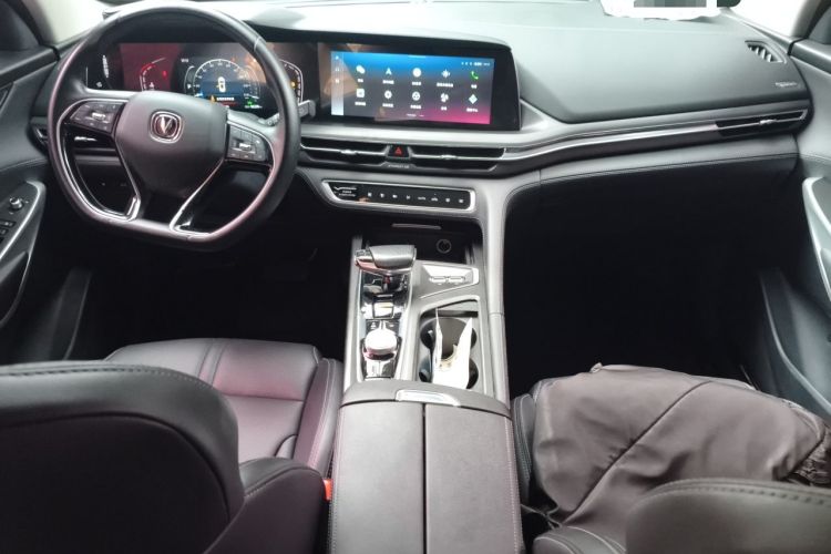 Used CHANGAN CS75 PLUS 2020 2.0T Automatic Pilot Version Center Console
