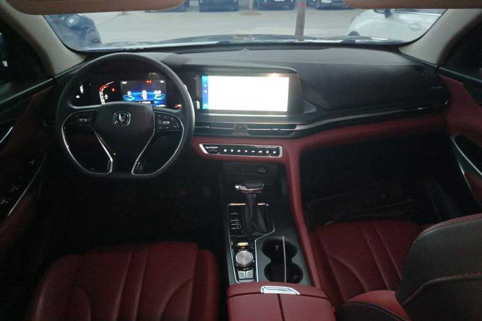 Used CHANGAN CS75 PLUS 2020 1.5T Automatic Luxury Version Center Console