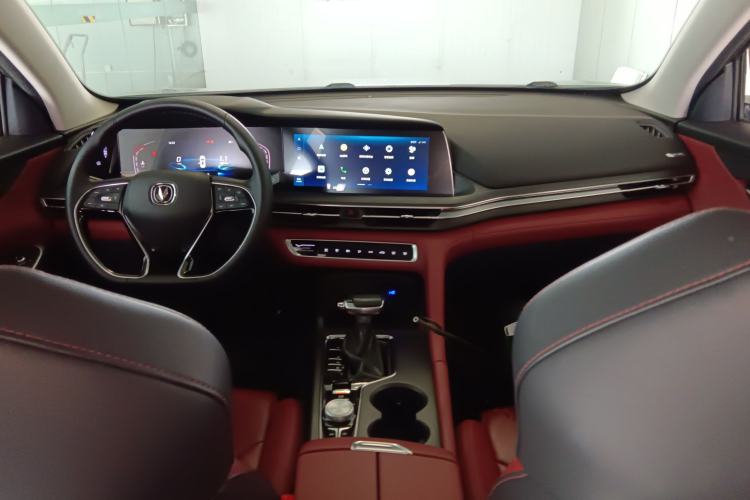 Used CHANGAN CS75 PLUS 2020 1.5T Automatic Luxury Version Center Console