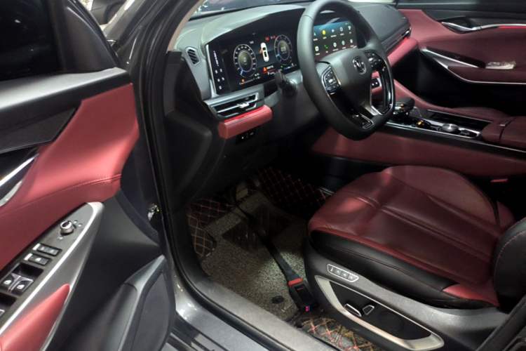 Used CHANGAN CS75 PLUS 2020 2.0T Automatic Flagship Edition Driver Seat
