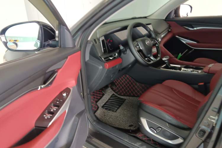Used CHANGAN CS75 PLUS 2020 1.5T Automatic Luxury Version Driver Seat