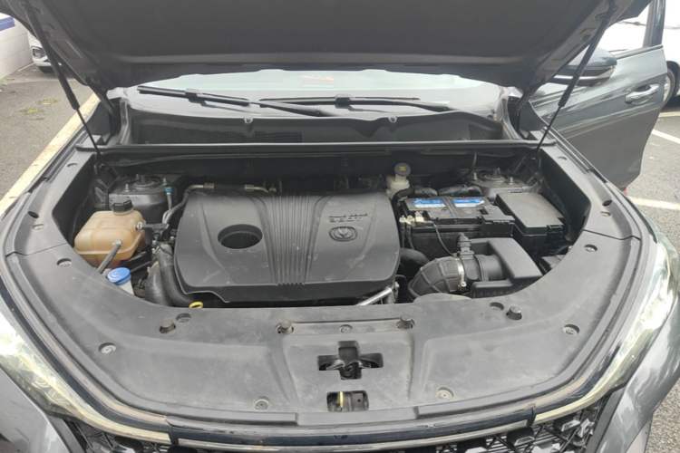Used CHANGAN CS75 PLUS 2020 2.0T Automatic Pilot Version Engine Bay