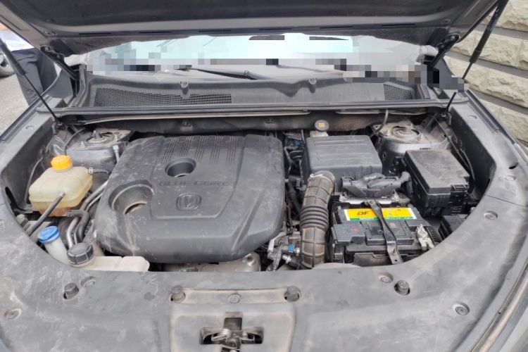 Used CHANGAN CS75 PLUS 2020 1.5T Automatic Prestige Edition Engine Bay