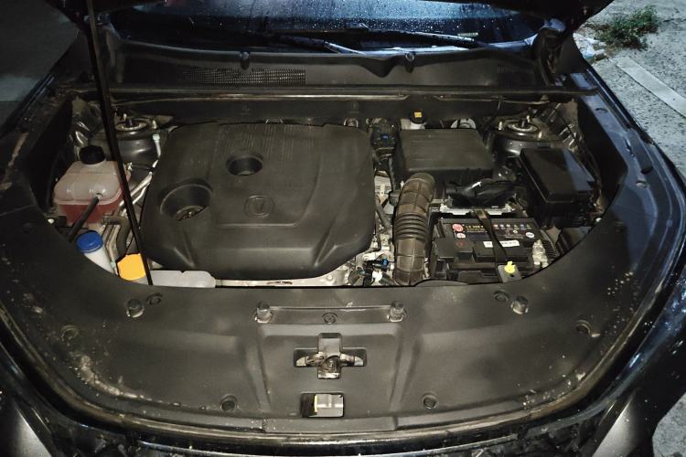Used CHANGAN CS75 PLUS 2020 1.5T Automatic Luxury Version Engine Bay
