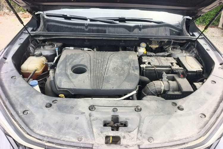Used CHANGAN CS75 PLUS 2020 2.0T Automatic Flagship Edition Engine Bay
