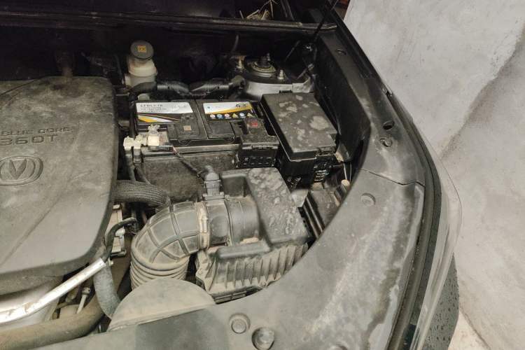 Used CHANGAN CS75 PLUS 2020 2.0T Automatic Flagship Edition Engine Bay Left