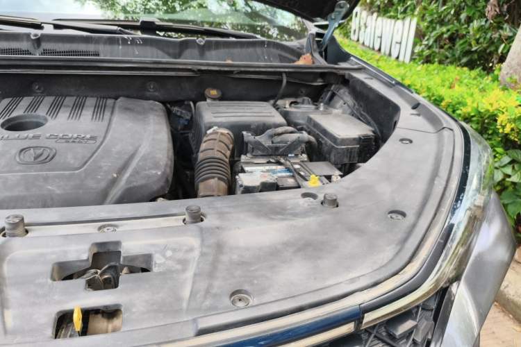 Used CHANGAN CS75 PLUS 2020 1.5T Automatic Luxury Version Engine Bay Left