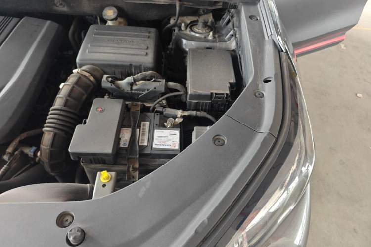 Used CHANGAN CS75 PLUS 2020 1.5T Automatic Luxury Version Engine Bay Left