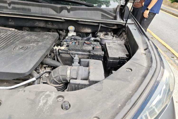 Used CHANGAN CS75 PLUS 2020 2.0T Automatic Flagship Edition Engine Bay Left