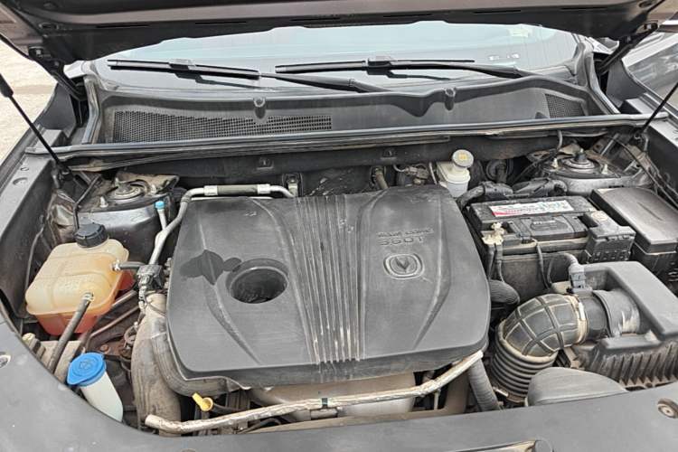 Used CHANGAN CS75 PLUS 2020 2.0T Automatic Pilot Version Engine Bay