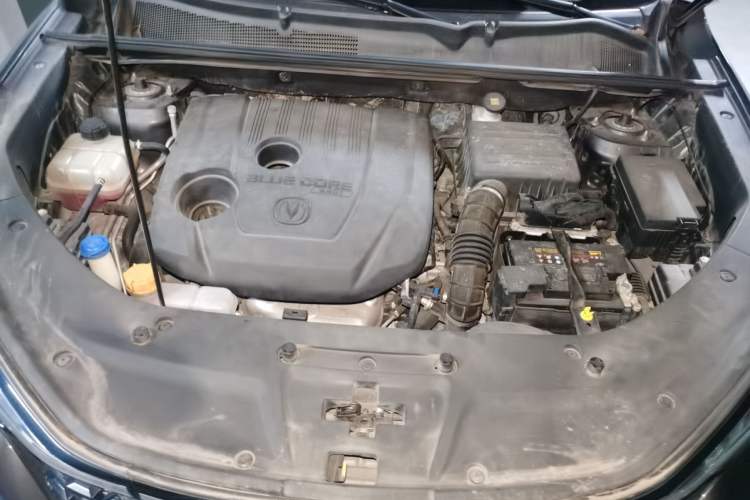 Used CHANGAN CS75 PLUS 2020 1.5T Automatic Luxury Version Engine Bay