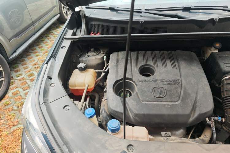 Used CHANGAN CS75 PLUS 2020 1.5T Automatic Luxury Version Engine Bay Right