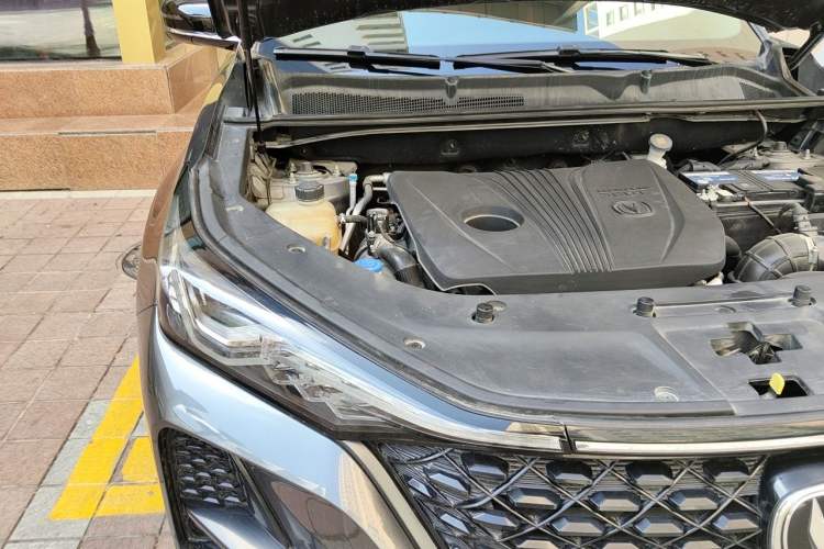 Used CHANGAN CS75 PLUS 2020 2.0T Automatic Pilot Version Engine Bay Right
