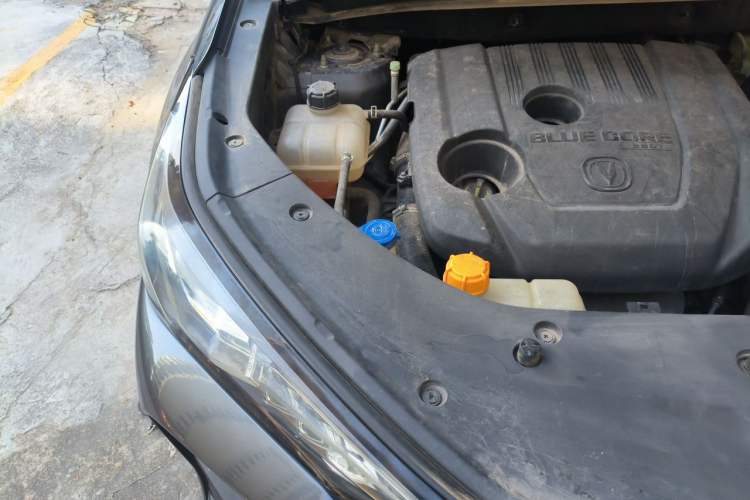 Used CHANGAN CS75 PLUS 2020 1.5T Automatic Prestige Edition Engine Bay Right