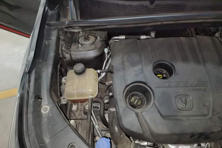 Used CHANGAN CS75 PLUS 2020 1.5T Automatic Luxury Version Engine Bay Right