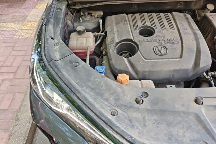 Used CHANGAN CS75 PLUS 2020 1.5T Automatic Prestige Edition Engine Bay Right