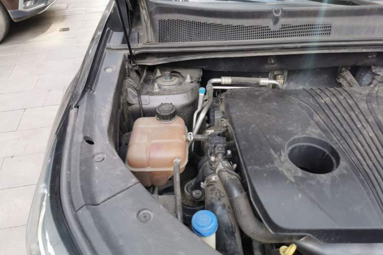 Used CHANGAN CS75 PLUS 2020 2.0T Automatic Pilot Version Engine Bay Right