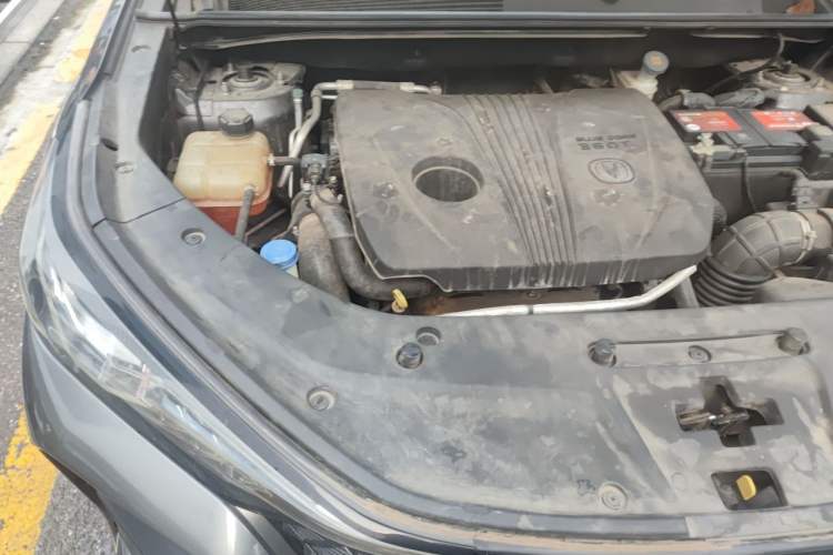 Used CHANGAN CS75 PLUS 2020 2.0T Automatic Flagship Edition Engine Bay Right