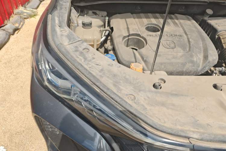 Used CHANGAN CS75 PLUS 2020 1.5T Automatic Luxury Version Engine Bay Right