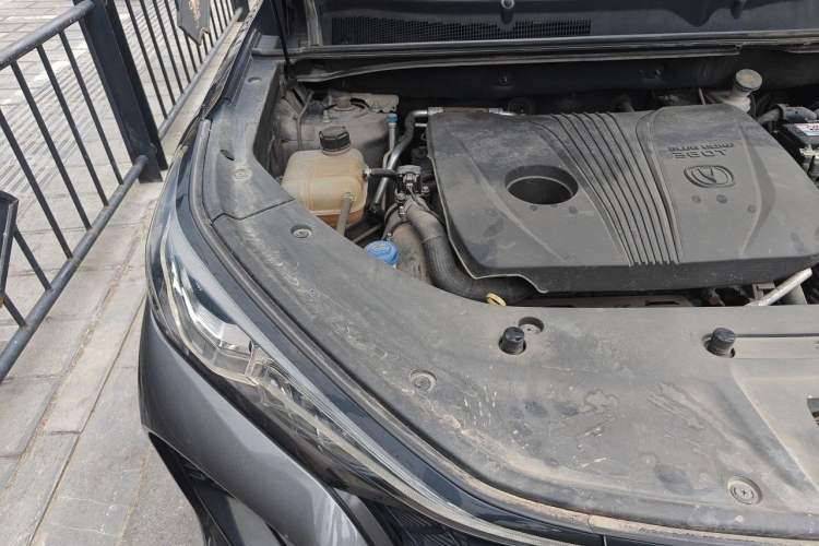 Used CHANGAN CS75 PLUS 2020 2.0T Automatic Flagship Edition Engine Bay Right