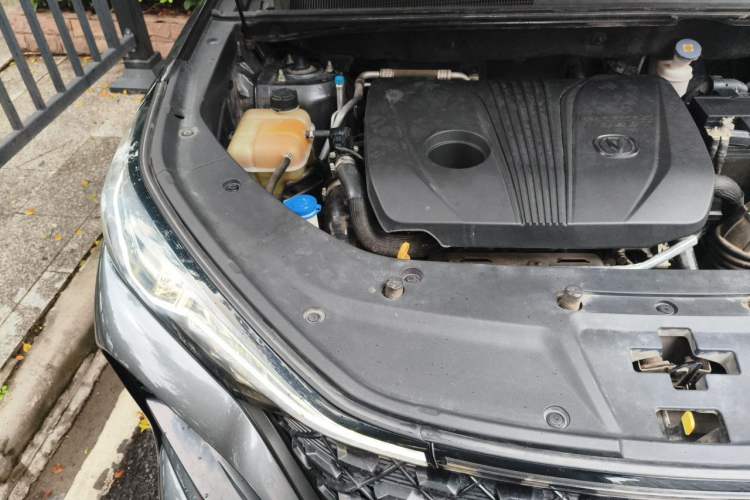 Used CHANGAN CS75 PLUS 2020 2.0T Automatic Pilot Version Engine Bay Right
