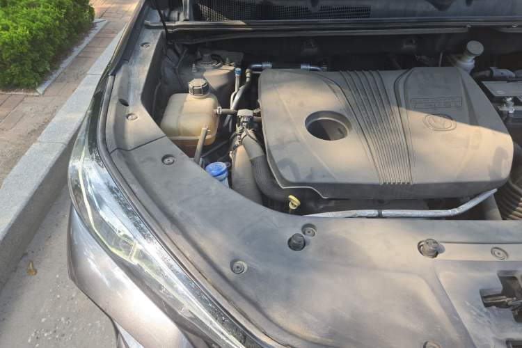 Used CHANGAN CS75 PLUS 2020 2.0T Automatic Pilot Version Engine Bay Right