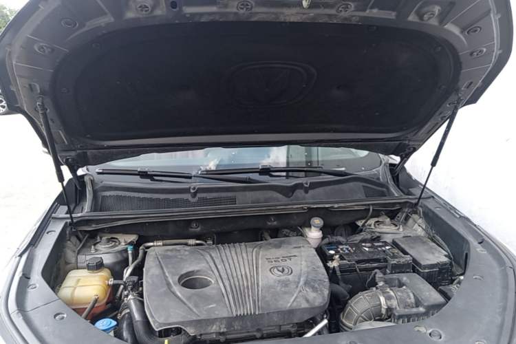 Used CHANGAN CS75 PLUS 2020 2.0T Automatic Flagship Edition Engine Bay