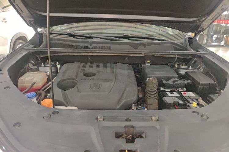 Used CHANGAN CS75 PLUS 2020 1.5T Automatic Luxury Version Engine Bay