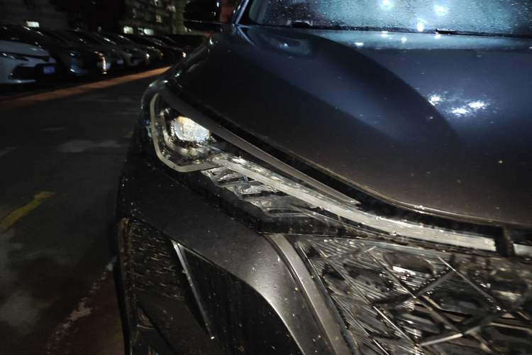 Used CHANGAN CS75 PLUS 2020 1.5T Automatic Luxury Version Exterior 6