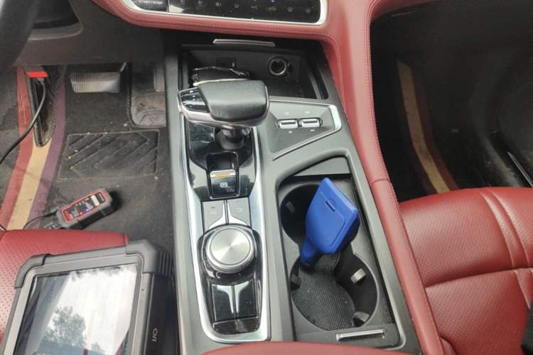 Used CHANGAN CS75 PLUS 2020 2.0T Automatic Pilot Version Gear Lever