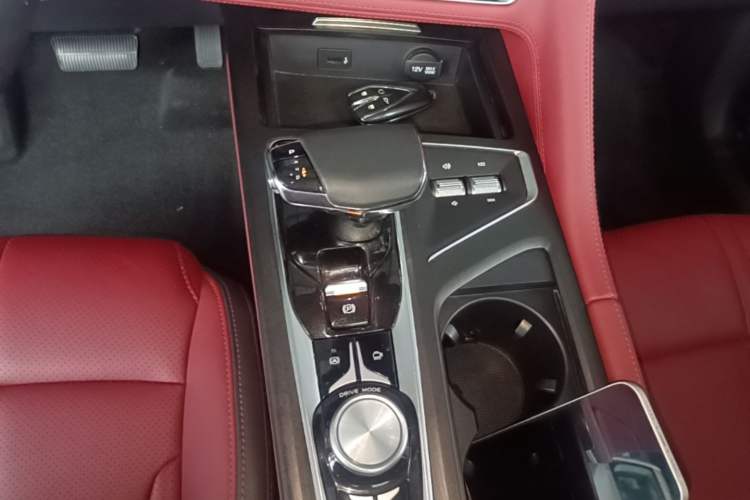 Used CHANGAN CS75 PLUS 2020 2.0T Automatic Pilot Version Gear Lever