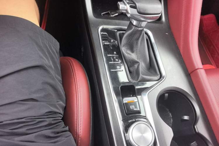 Used CHANGAN CS75 PLUS 2020 1.5T Automatic Luxury Version Gear Lever