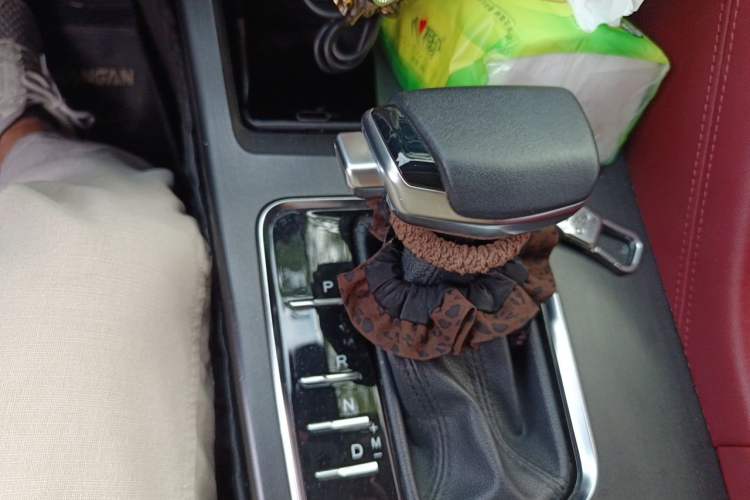 Used CHANGAN CS75 PLUS 2020 1.5T Automatic Luxury Version Gear Lever