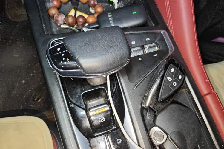 Used CHANGAN CS75 PLUS 2020 2.0T Automatic Pilot Version Gear Lever