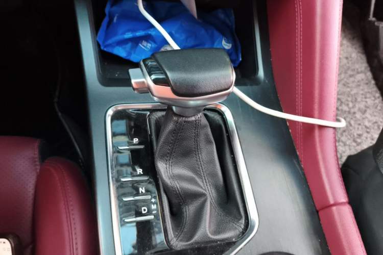 Used CHANGAN CS75 PLUS 2020 1.5T Automatic Luxury Version Gear Lever