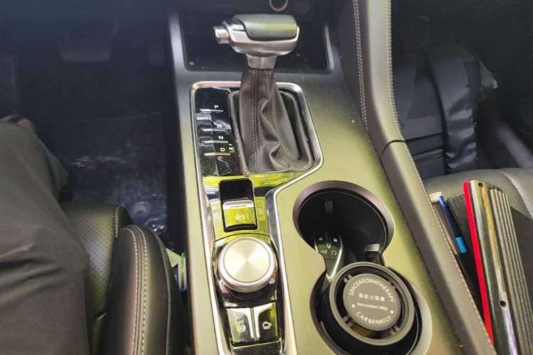 Used CHANGAN CS75 PLUS 2020 1.5T Automatic Luxury Version Gear Lever