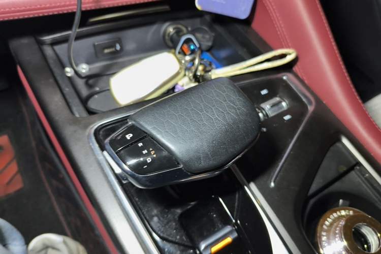 Used CHANGAN CS75 PLUS 2020 2.0T Automatic Pilot Version Gear Lever