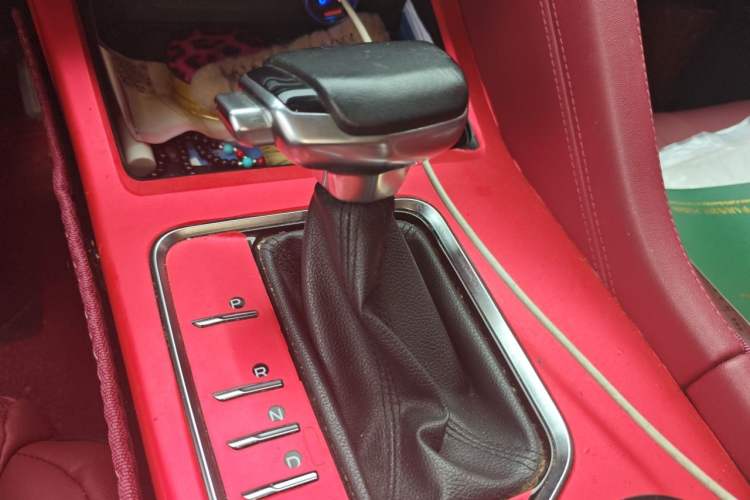 Used CHANGAN CS75 PLUS 2020 1.5T Automatic Luxury Version Gear Lever
