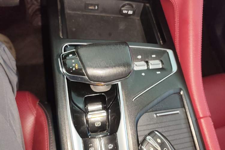 Used CHANGAN CS75 PLUS 2020 2.0T Automatic Flagship Edition Gear Lever