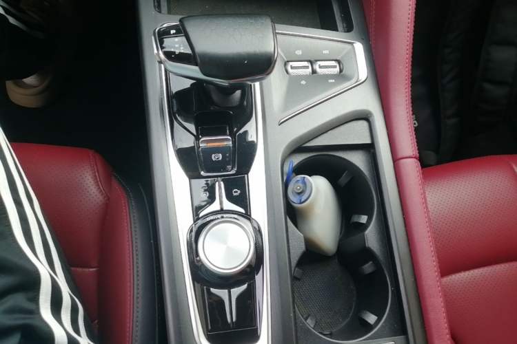 Used CHANGAN CS75 PLUS 2020 2.0T Automatic Pilot Version Gear Lever