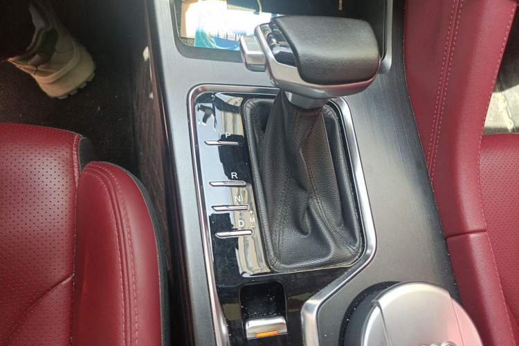 Used CHANGAN CS75 PLUS 2020 1.5T Automatic Luxury Version Gear Lever