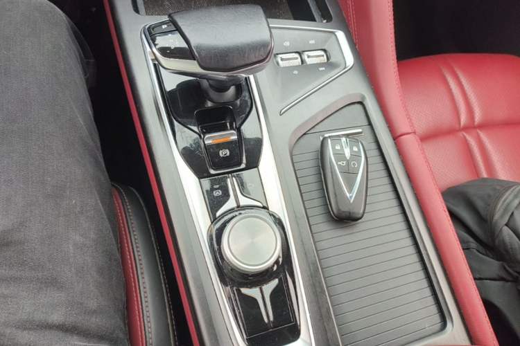 Used CHANGAN CS75 PLUS 2020 2.0T Automatic Pilot Version Gear Lever