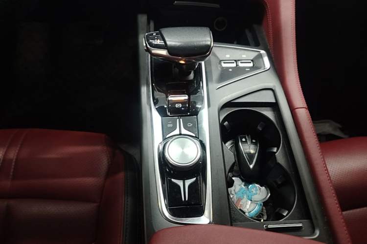 Used CHANGAN CS75 PLUS 2020 2.0T Automatic Pilot Version Gear Lever